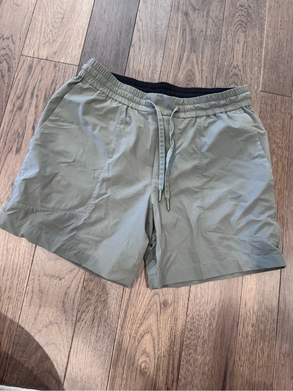 lululemon athletica Men's Sage Green Athletic Shorts